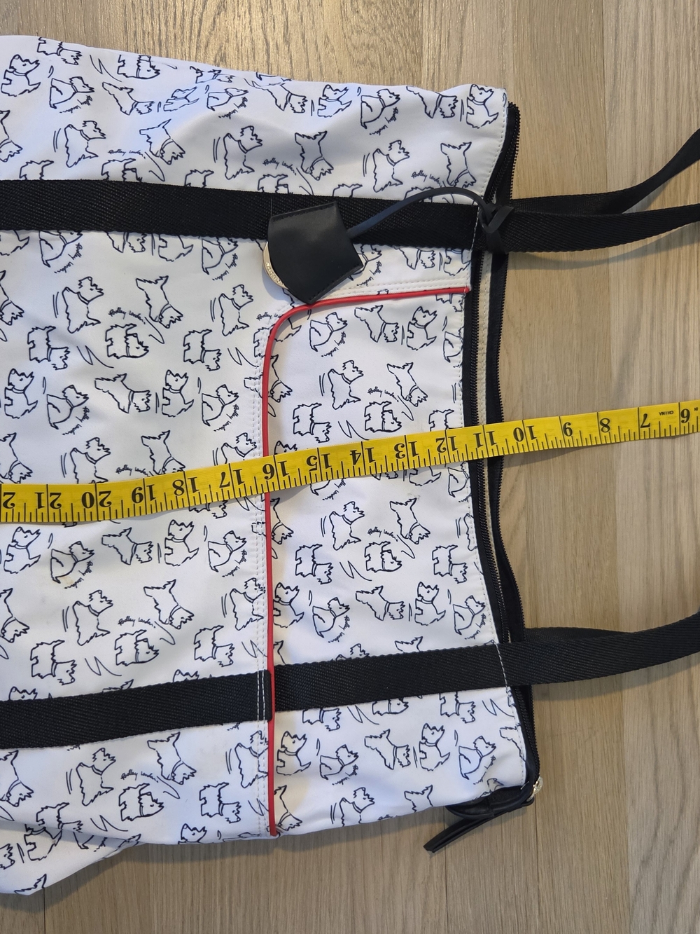RADLEY LONDON White Tote with Black Scottie Print and Red Trim - Picture 3 of 12